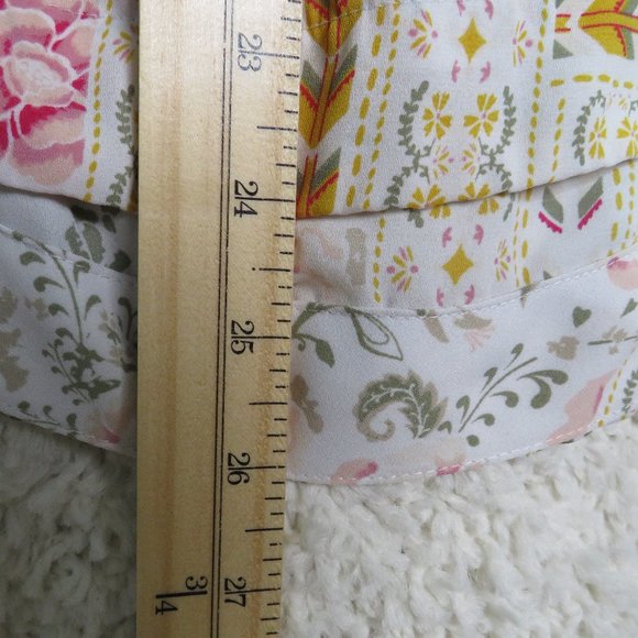 New York & Company* Women's Short Sleeve Curved Hem Split Neck Blouse Size~ XS - Picture 7 of 8